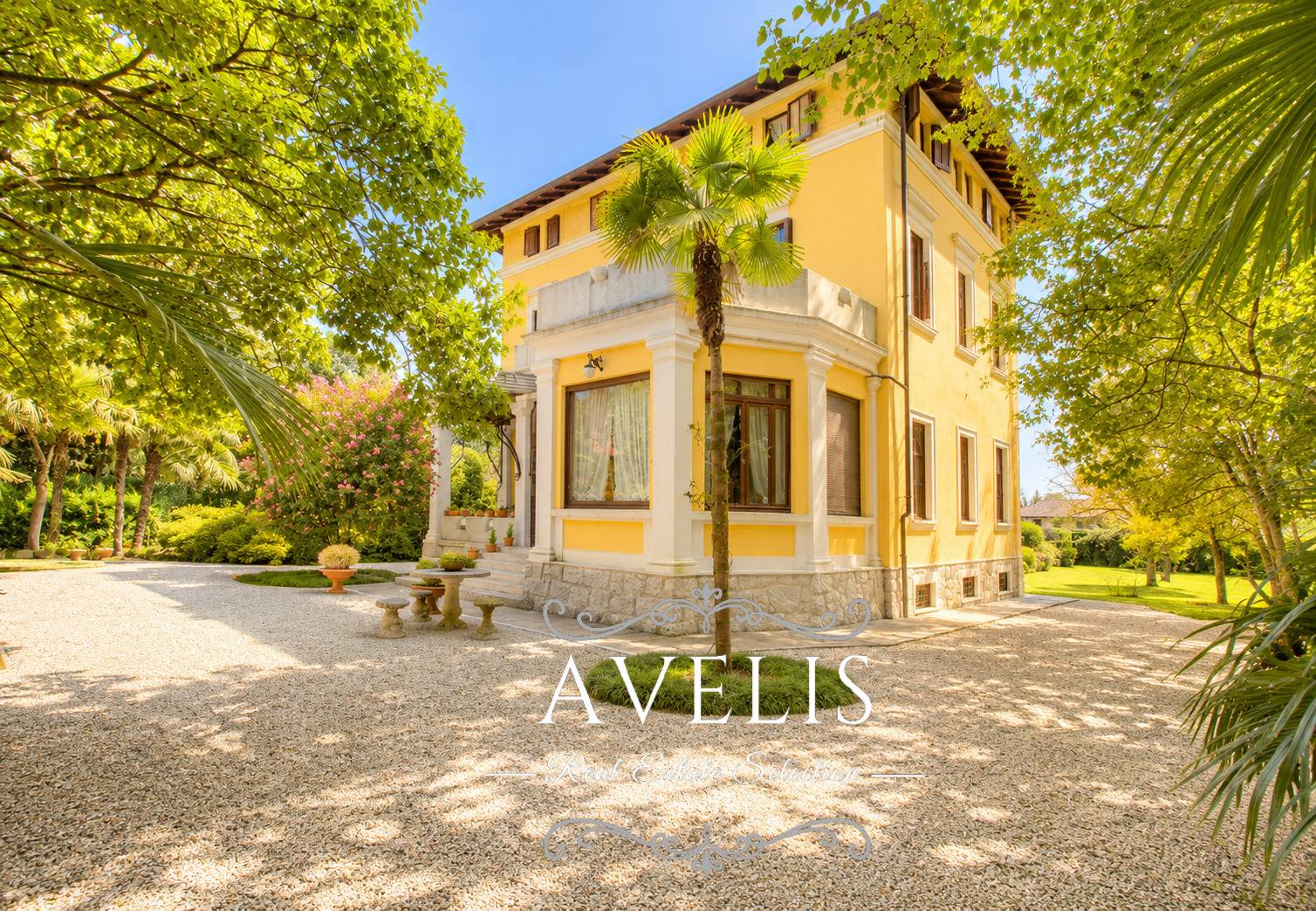 Villa in vendita a Lesa