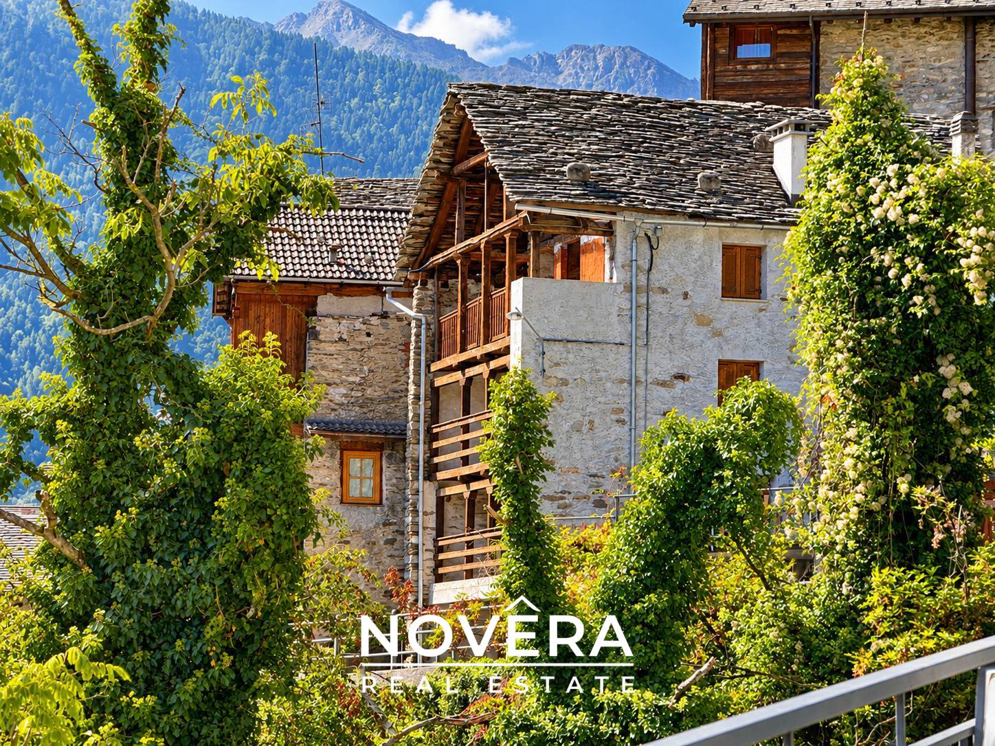 Casa singola in vendita a Rossa
