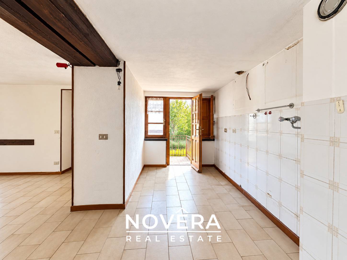Casa singola in vendita a Rossa