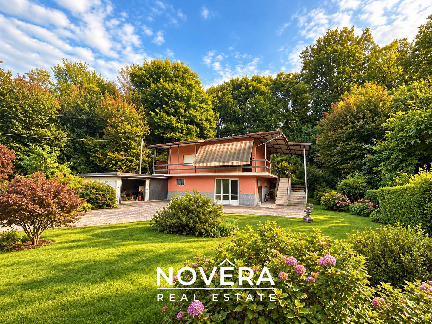 Villa in vendita a Golasecca