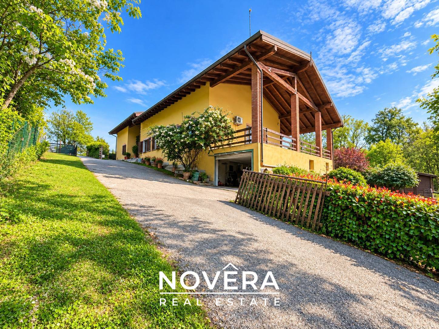 Villa in vendita a Gattico-Veruno