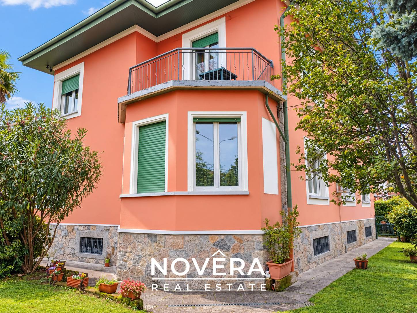 Villa in vendita a Lesa