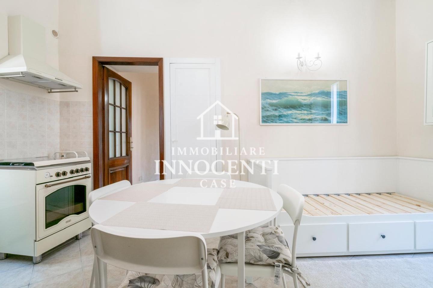 Quadrilocale arredato in affitto, Massa centro storico