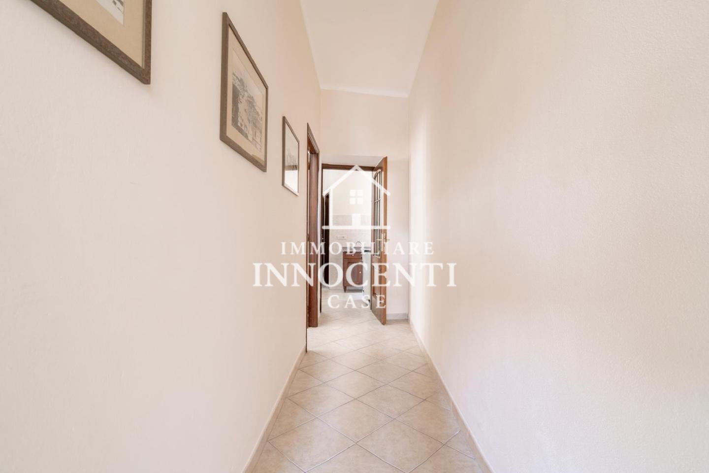 Quadrilocale arredato in affitto, Massa centro storico