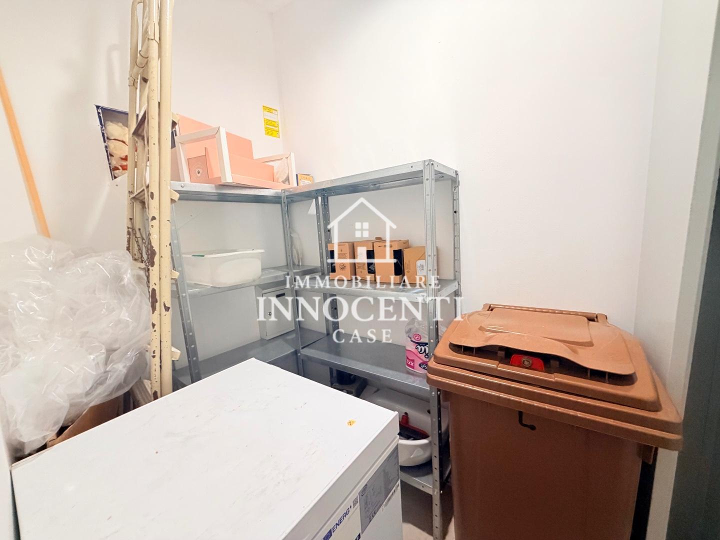 Negozio in affitto, Massa centro storico