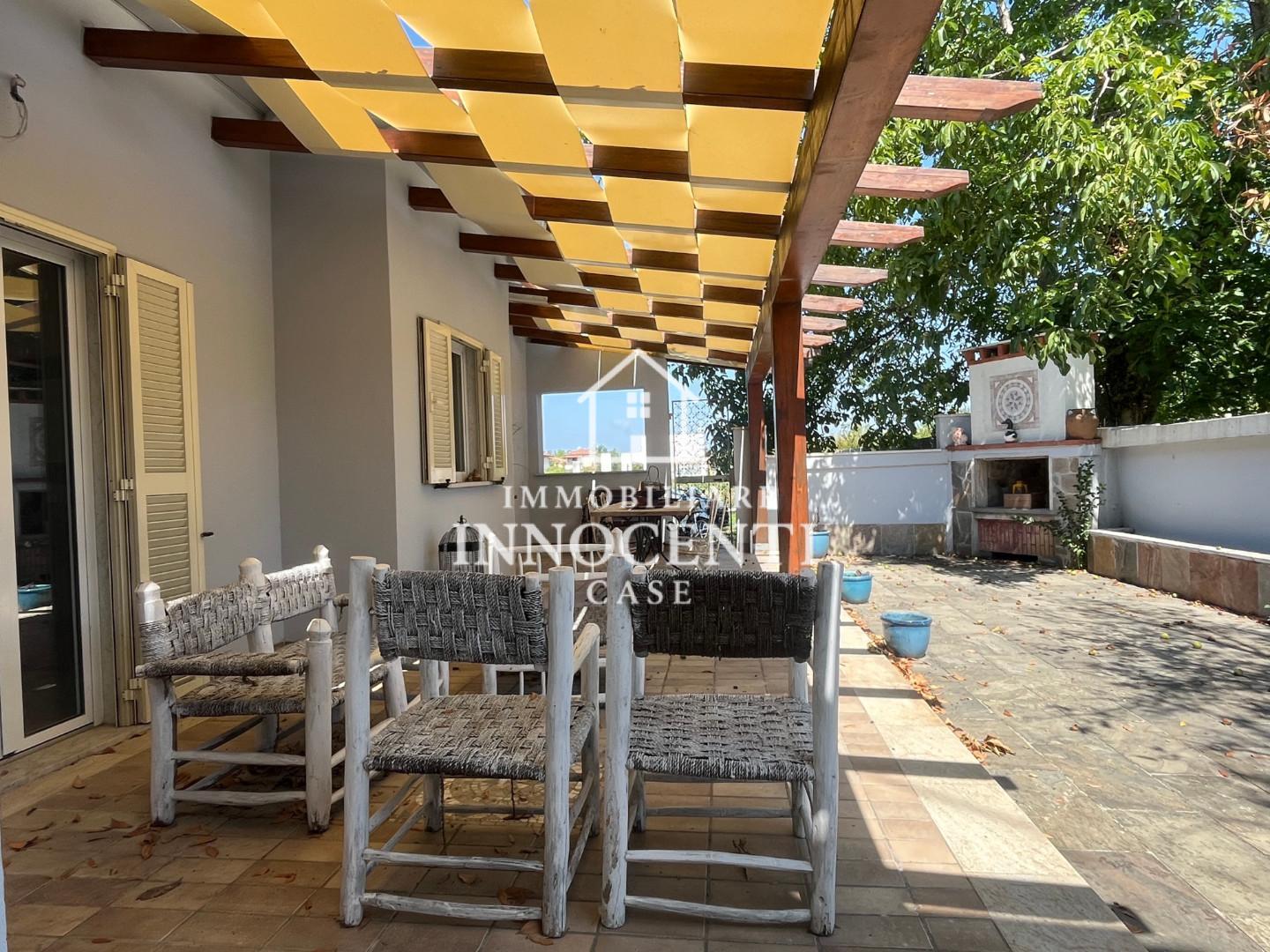 Casa indipendente in vendita, Massa marina di