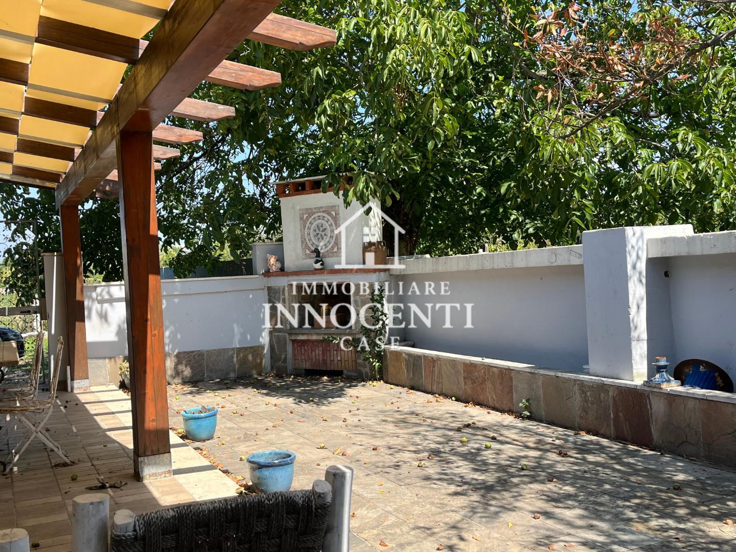 Casa indipendente in vendita, Massa marina di