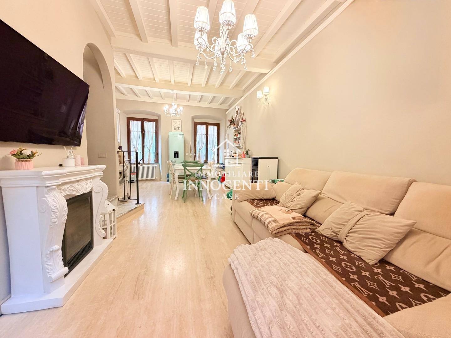 Casa indipendente in vendita, Massa centro