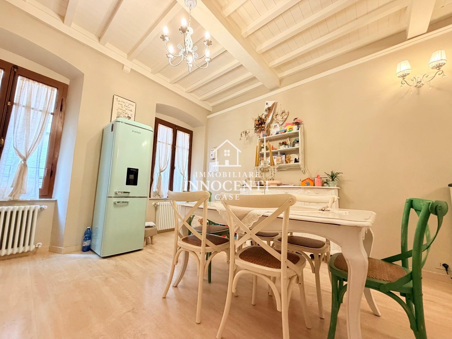 Casa indipendente in vendita, Massa centro