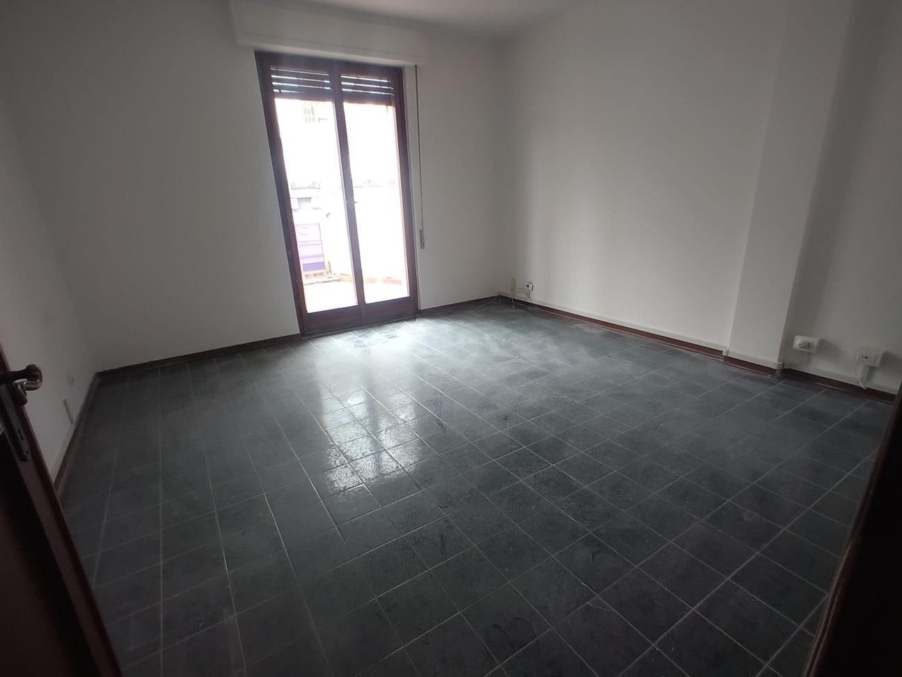 Quadrilocale con terrazzo a Carrara