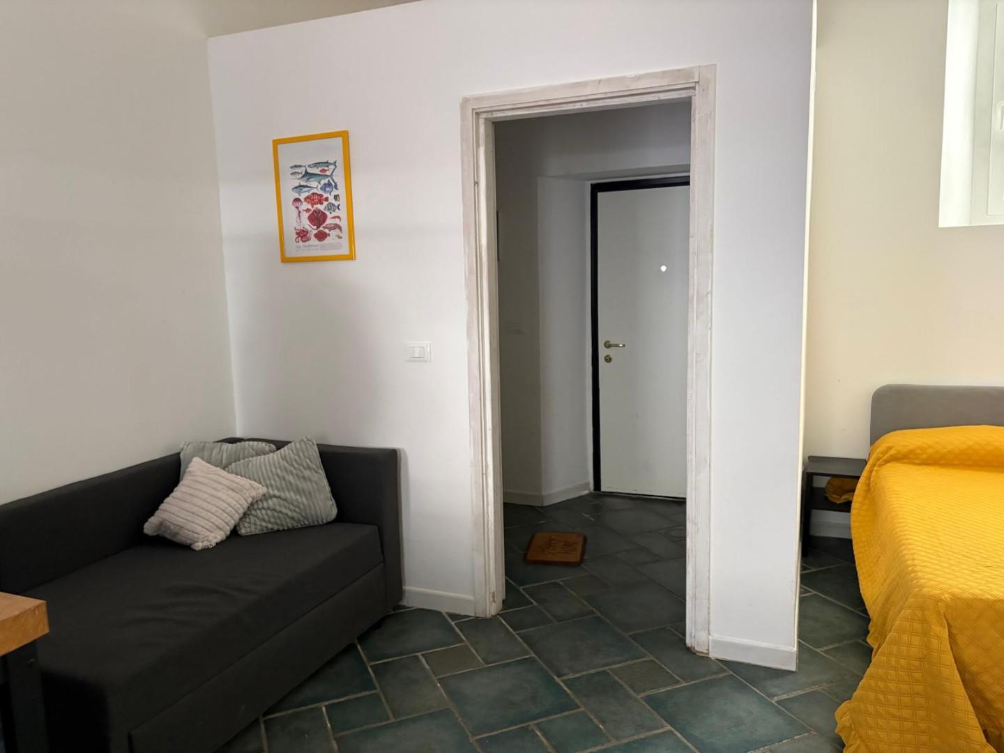 Monolocale in vendita, Livorno montebello