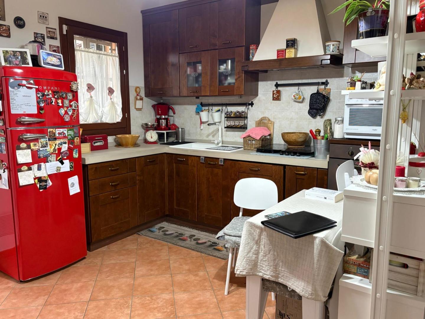 Bilocale con terrazzo, Collesalvetti vicarello