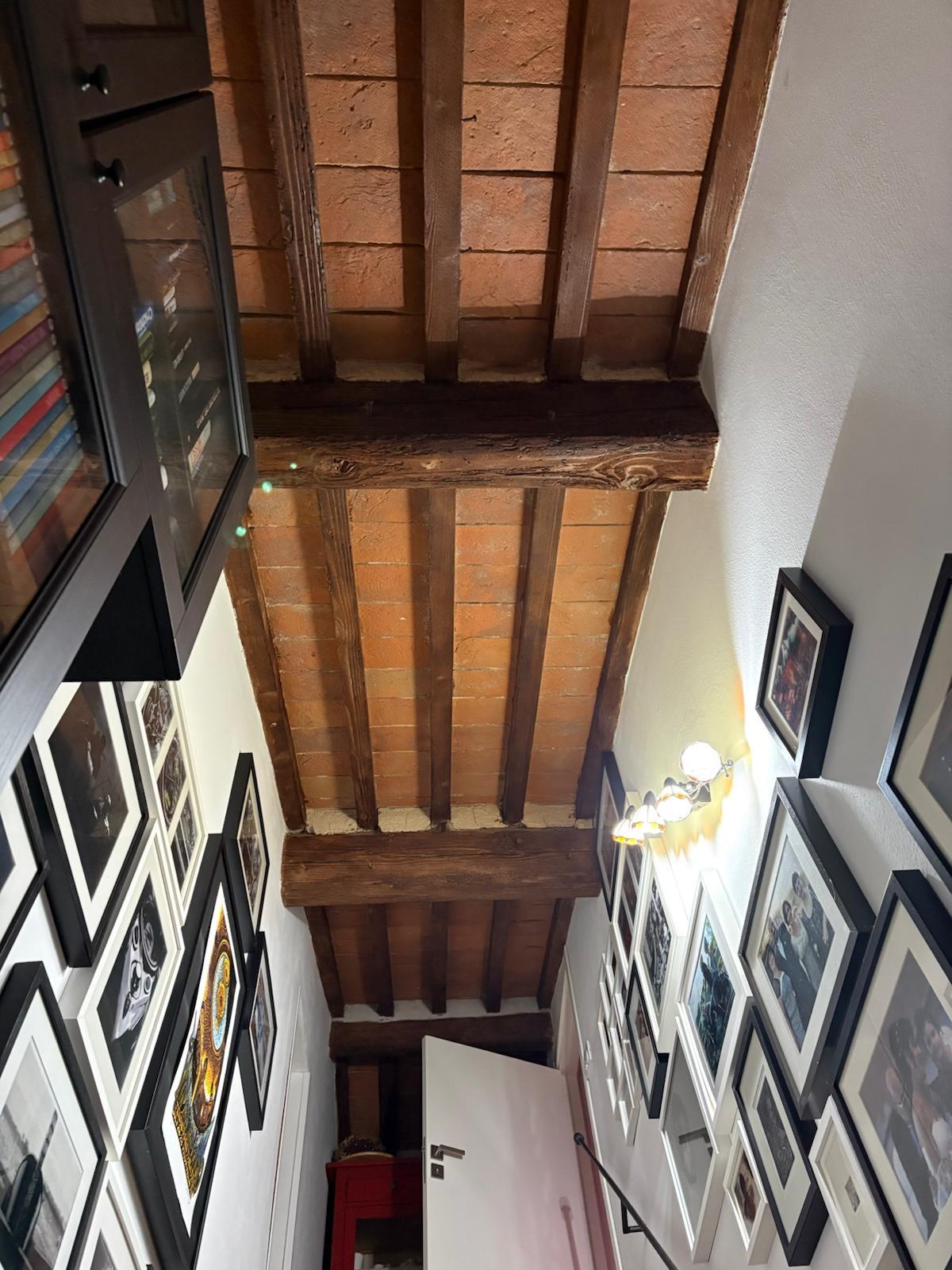 Bilocale con terrazzo, Collesalvetti vicarello