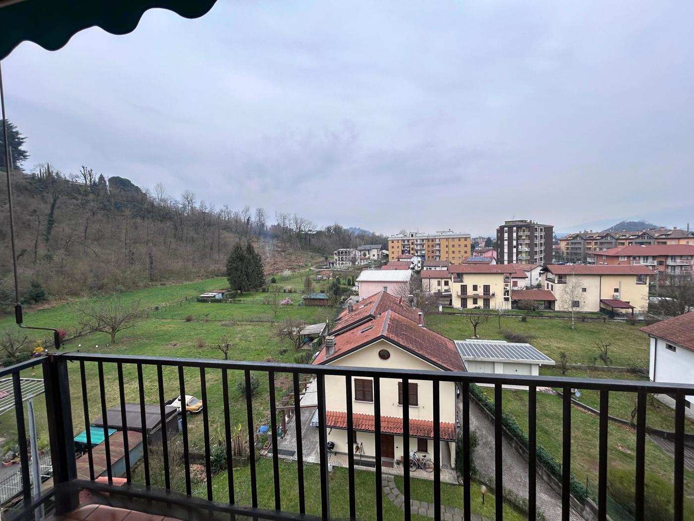 Bilocale da ristrutturare a Oggiono