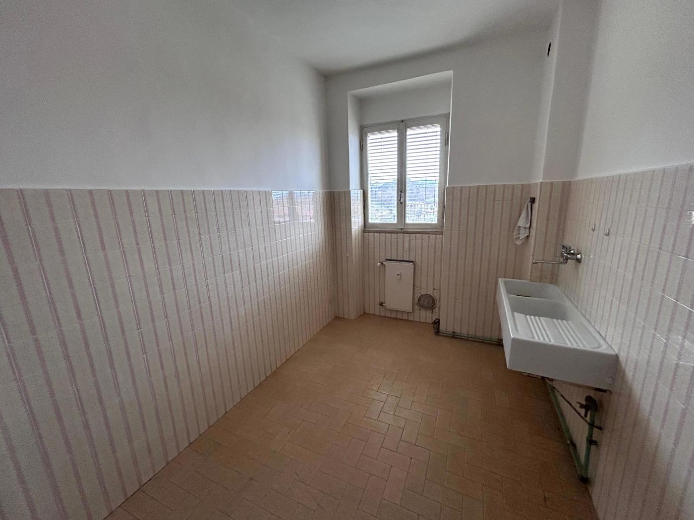 Bilocale da ristrutturare a Oggiono