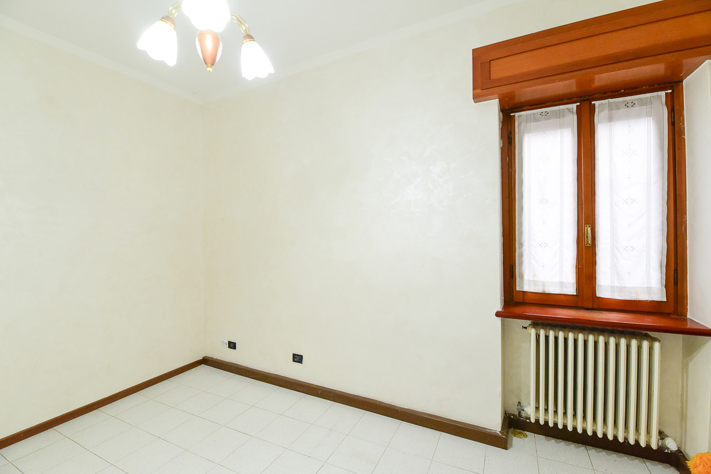 Trilocale ristrutturato a Carugo