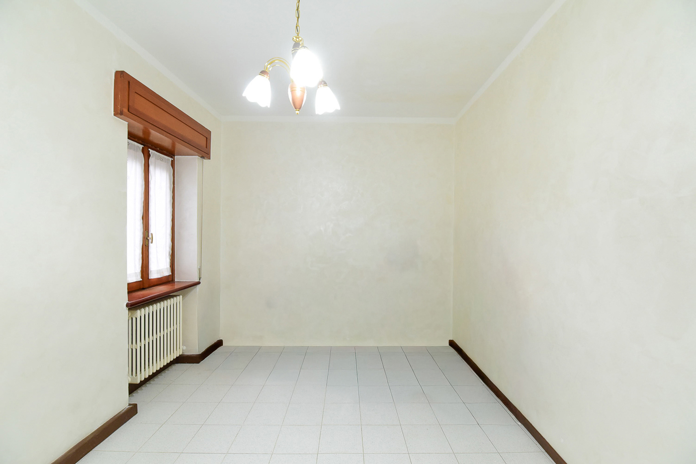 Trilocale ristrutturato a Carugo