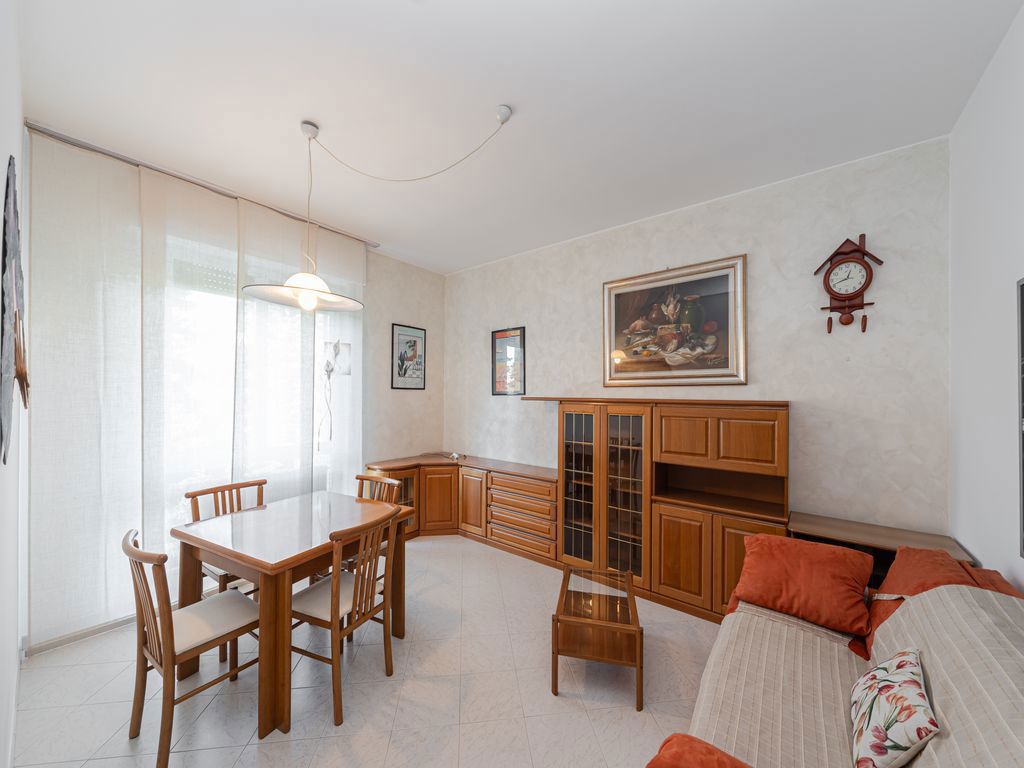 Bilocale in vendita a Burago di Molgora