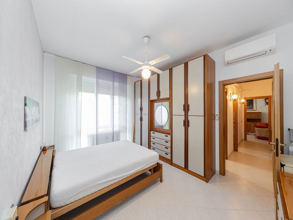 Bilocale in vendita a Burago di Molgora