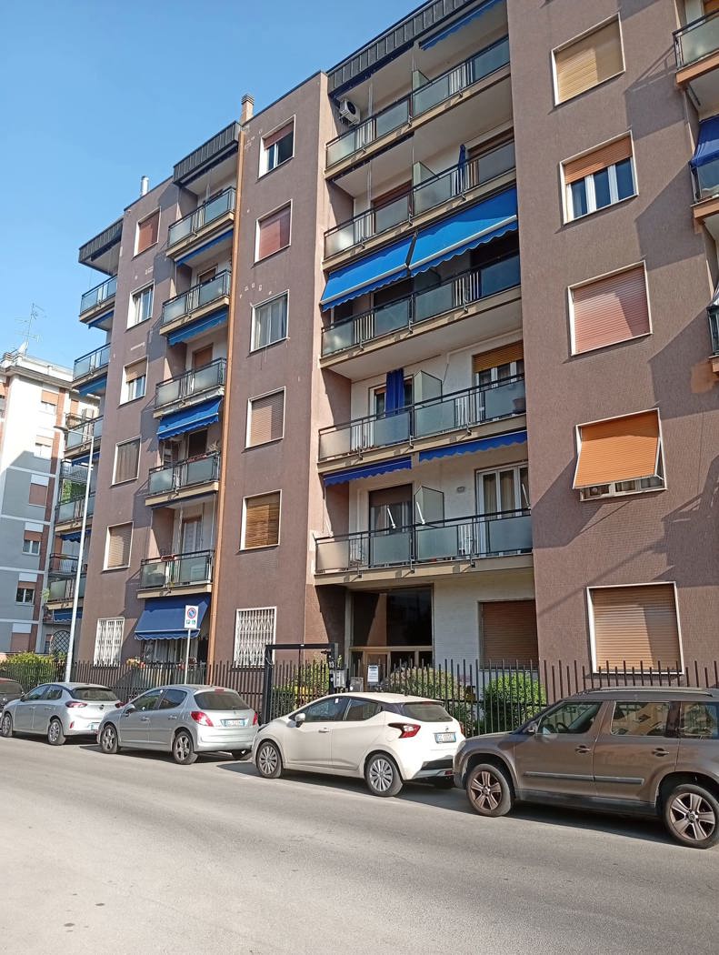Quadrilocale da ristrutturare a Bresso