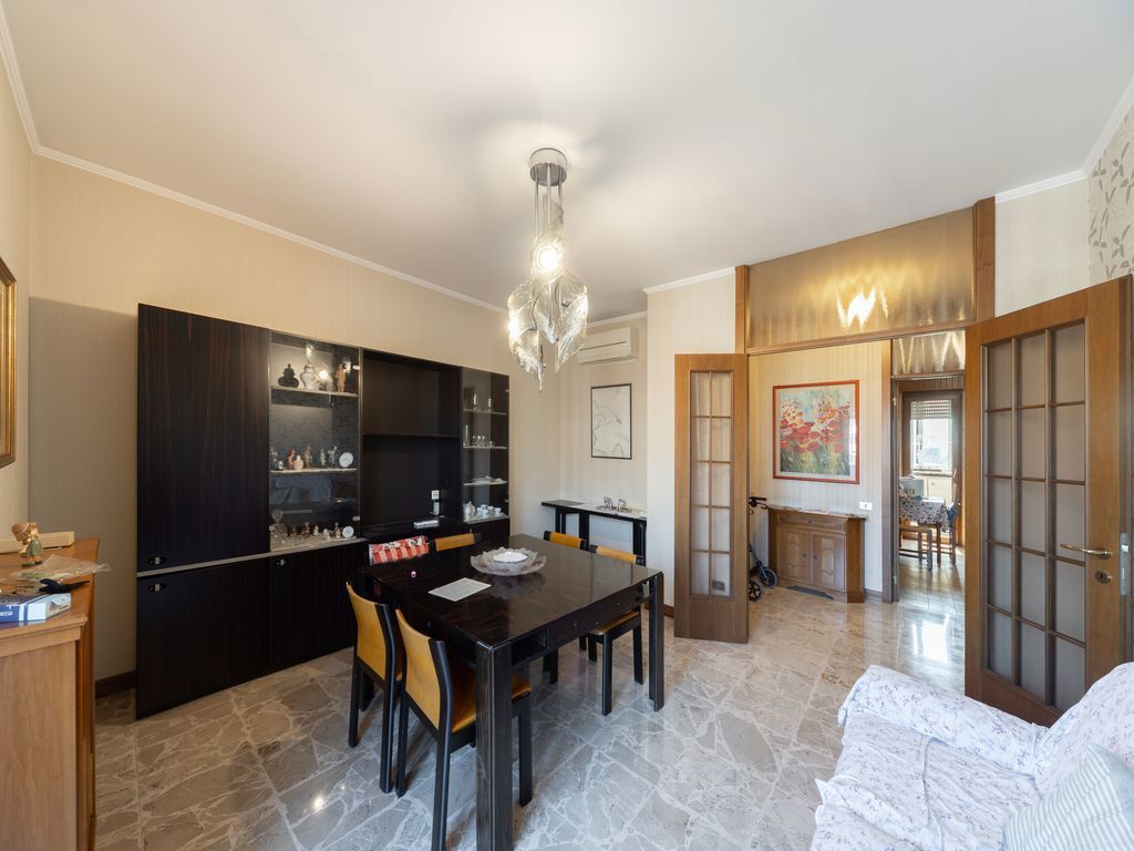 Quadrilocale in vendita a Milano