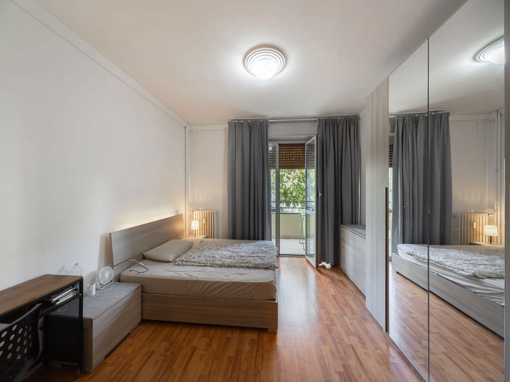 Trilocale da ristrutturare a Milano