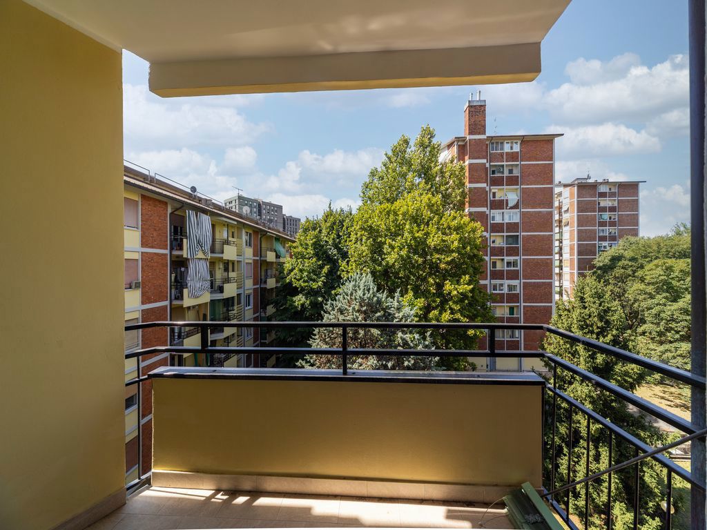 Trilocale da ristrutturare a Milano