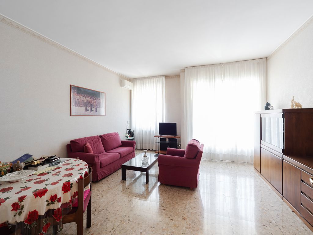 Trilocale in vendita a Milano