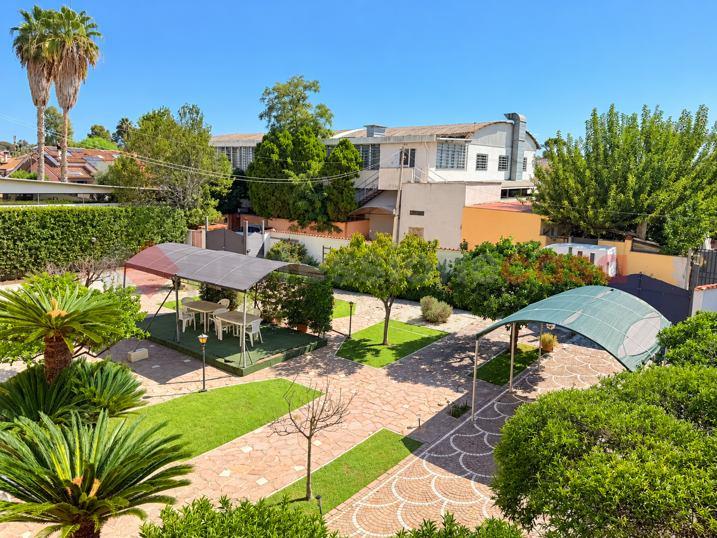 Villa con giardino a Roma