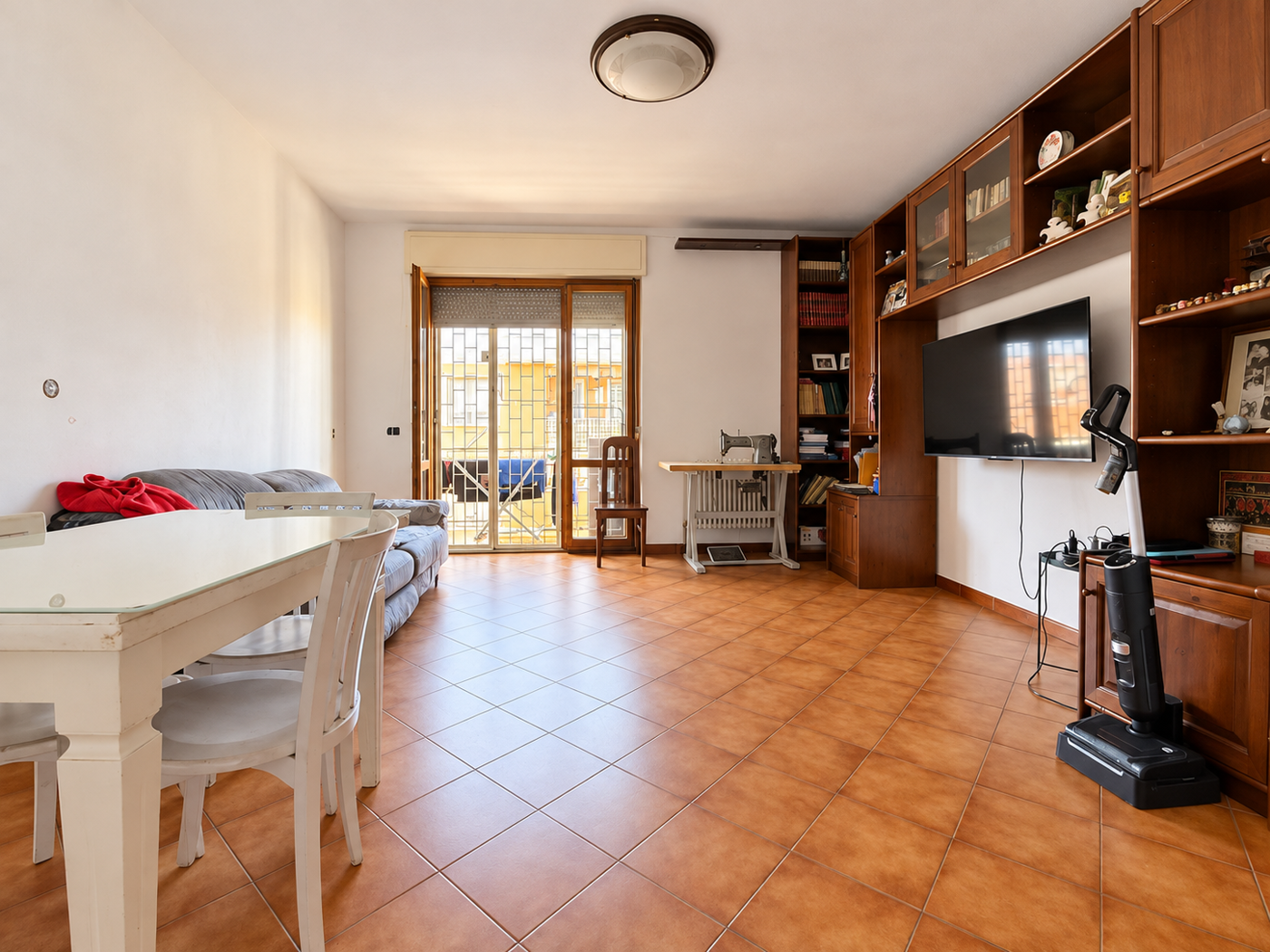 Trilocale da ristrutturare a Roma