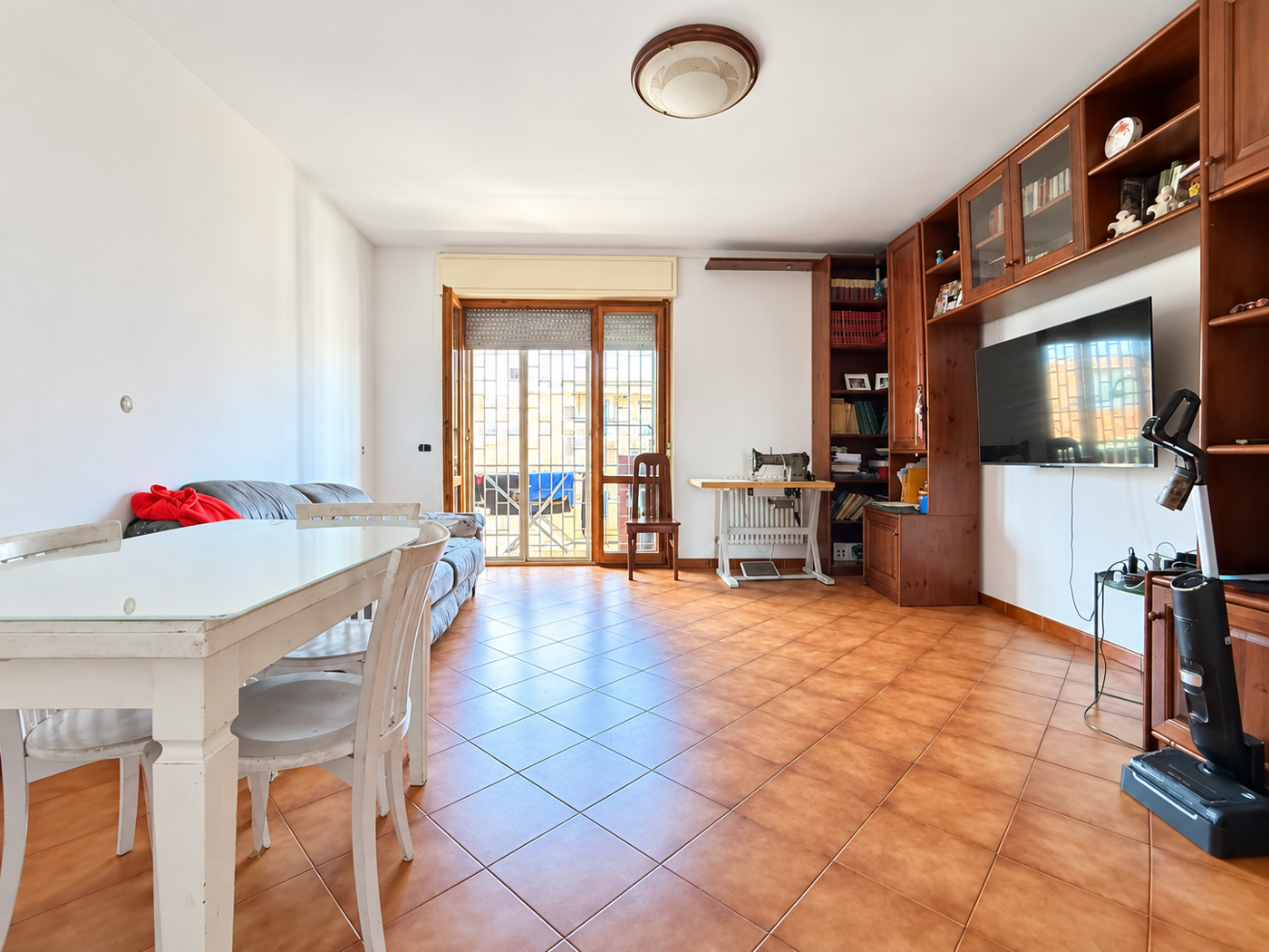 Trilocale da ristrutturare a Roma