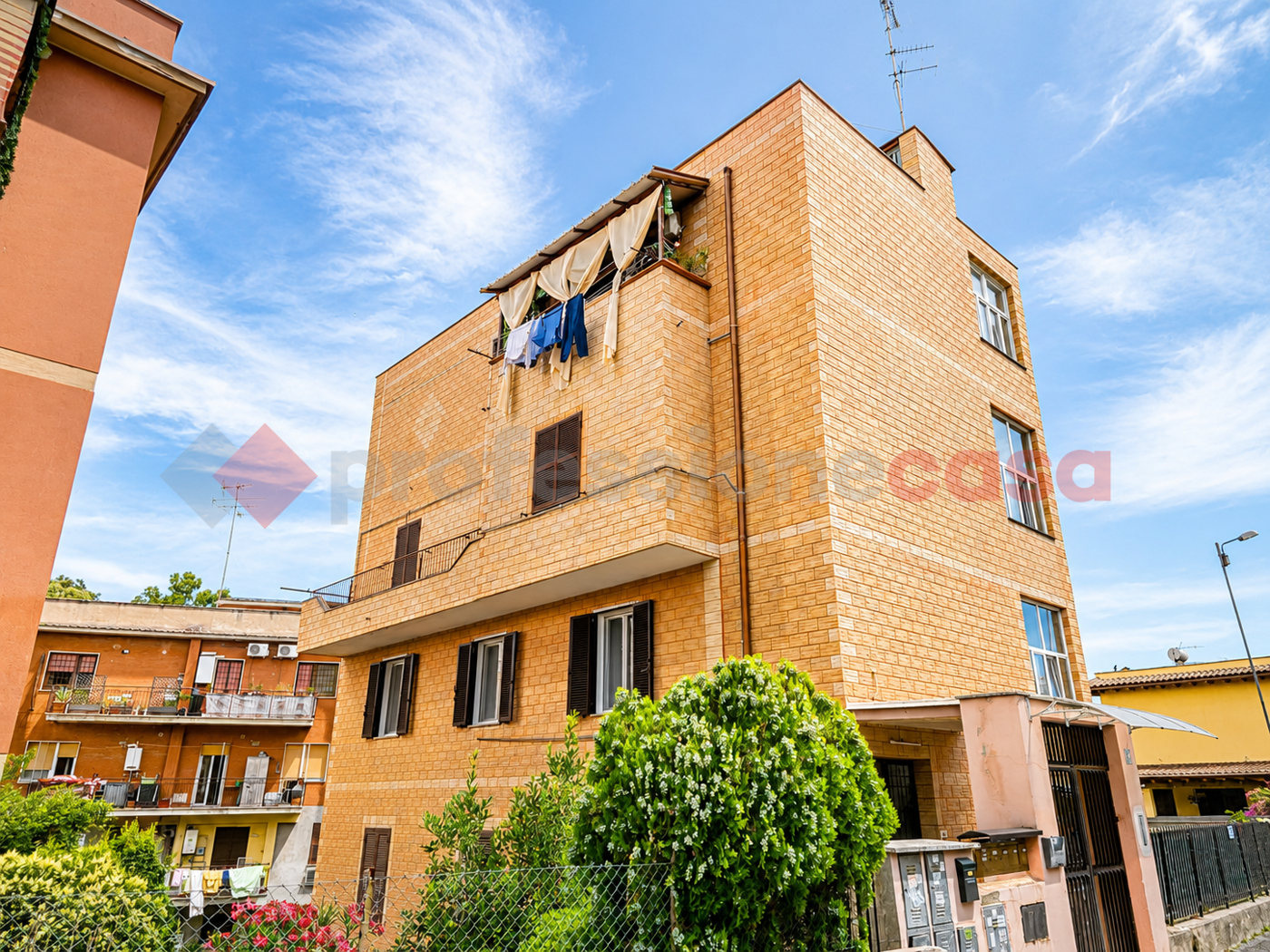 Trilocale da ristrutturare a Roma