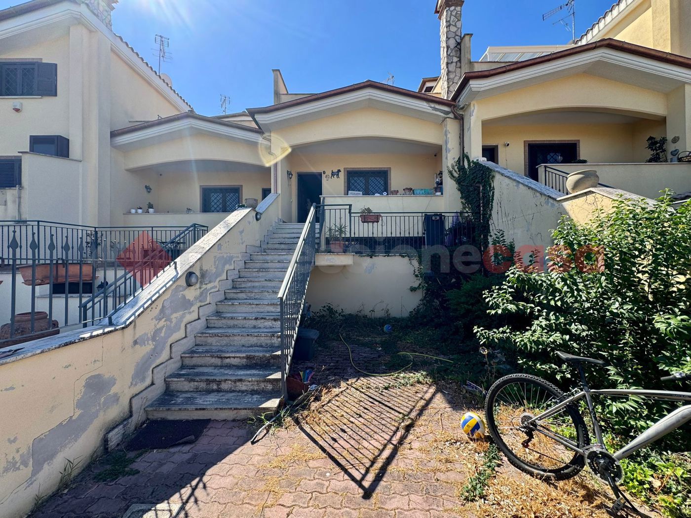 Villa con giardino a Roma