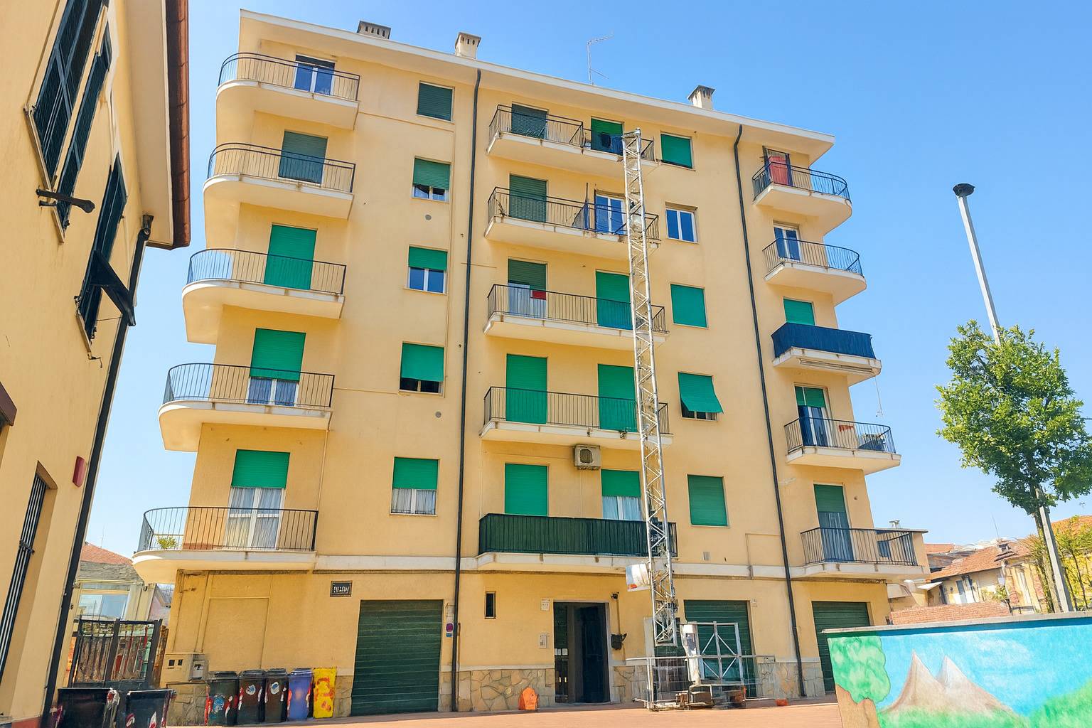 Appartamento in vendita a Imperia