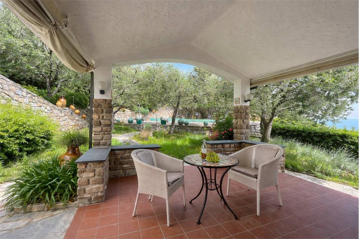 Villa in vendita a Cervo