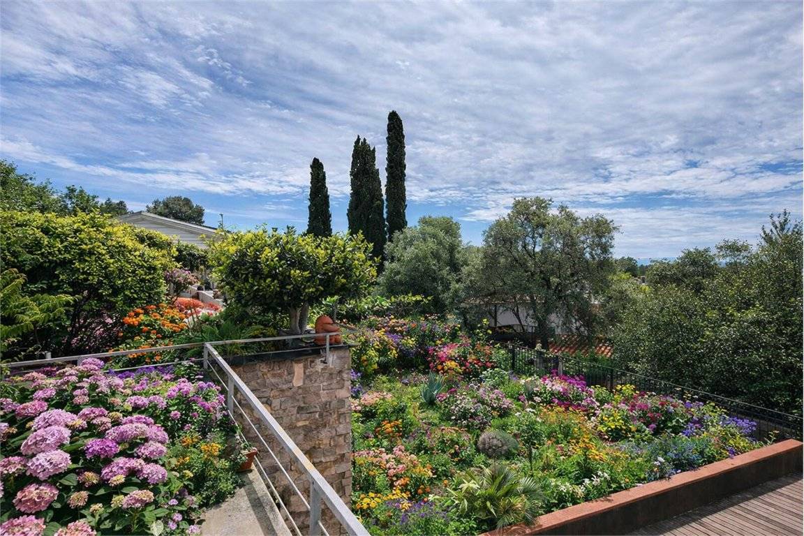 Villa in vendita a Imperia