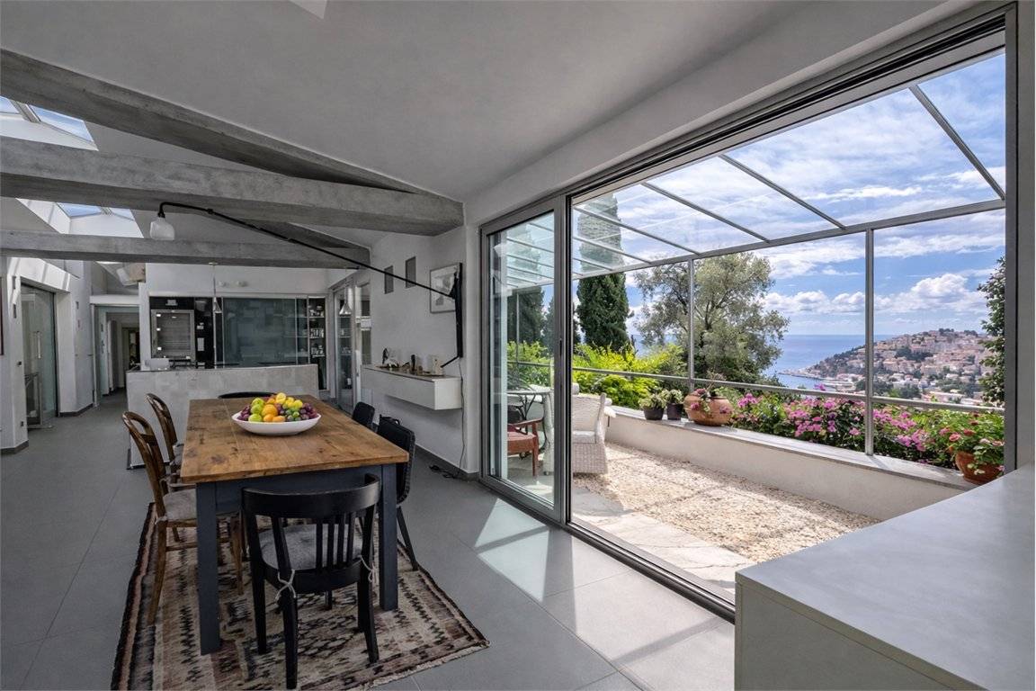 Villa in vendita a Imperia