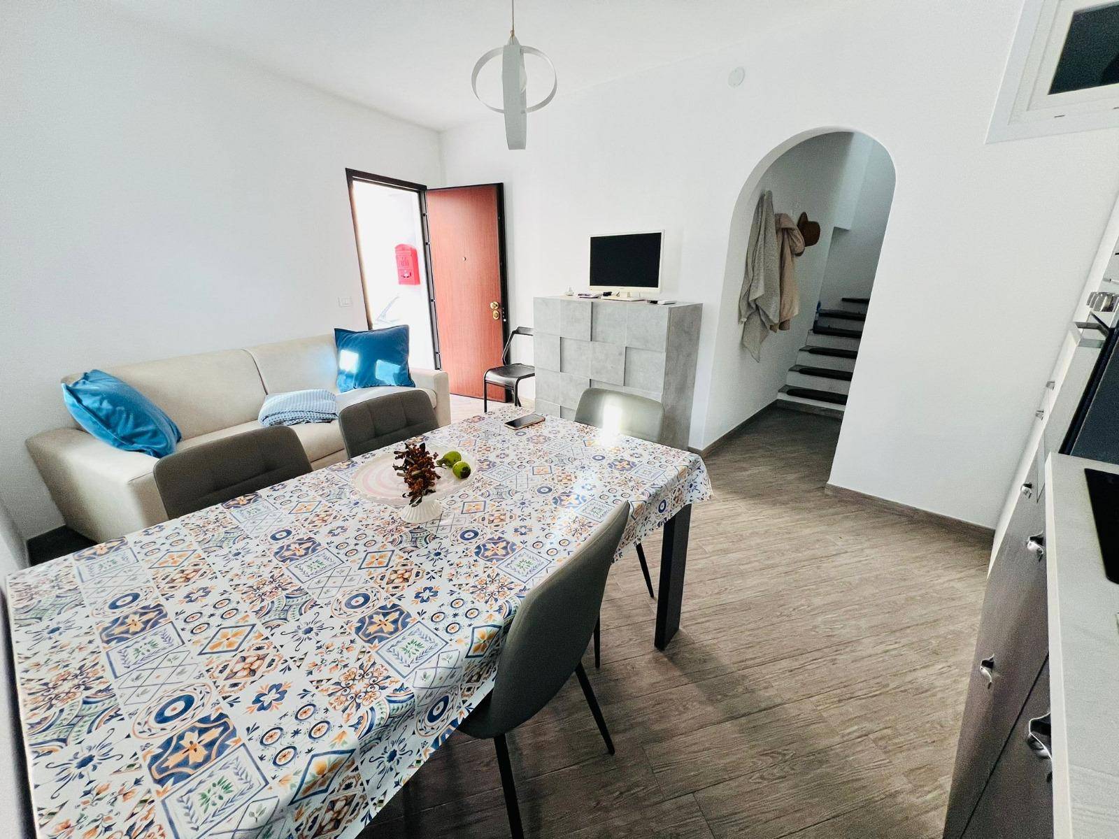 Appartamento in vendita a Diano Arentino, Diano Borello