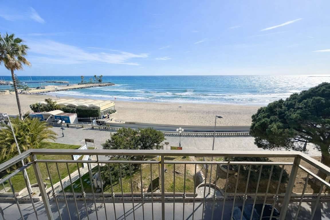 Appartamento in vendita a Diano Marina