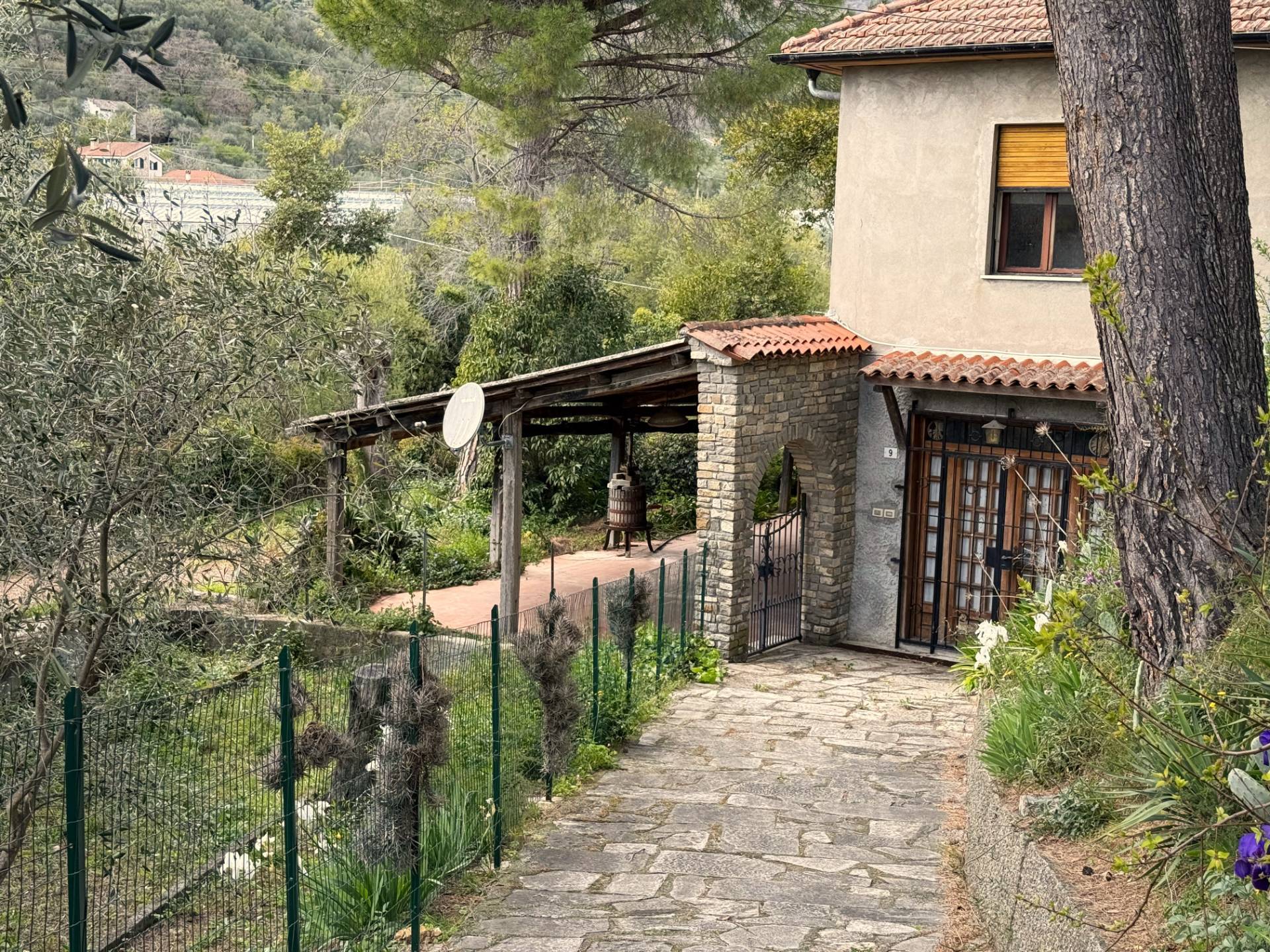 Villa in vendita a Diano San Pietro
