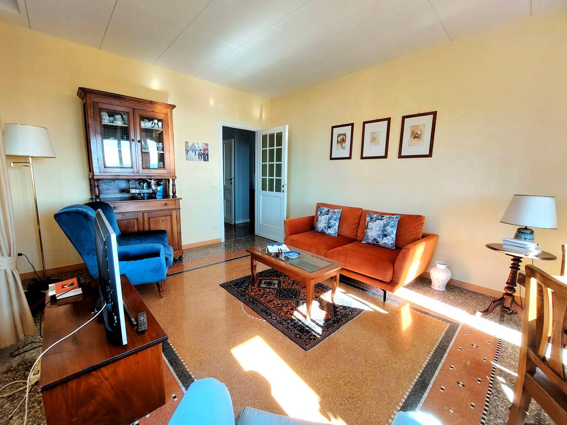 Appartamento in vendita a Imperia