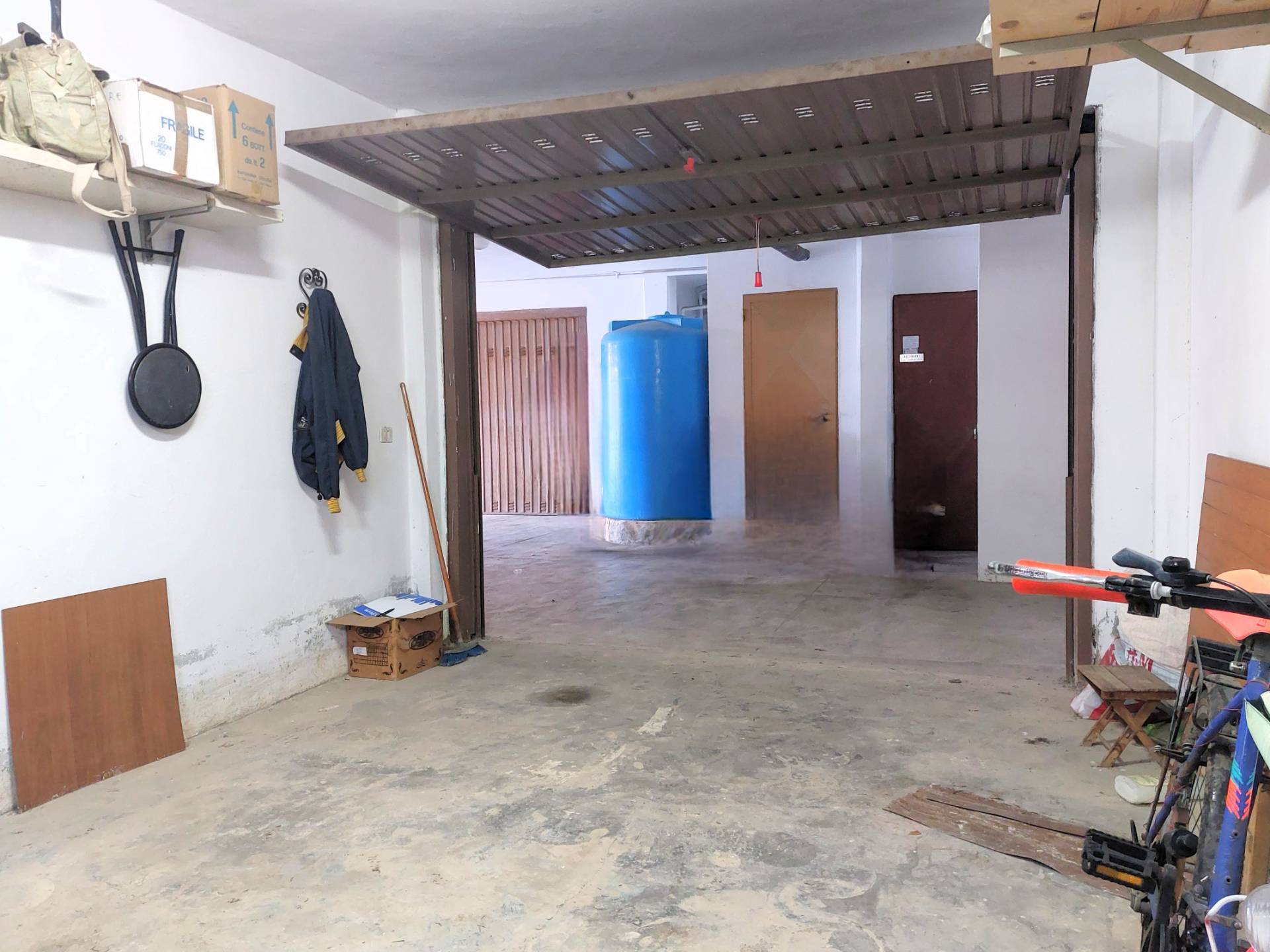 Box o garage in vendita a Diano Marina