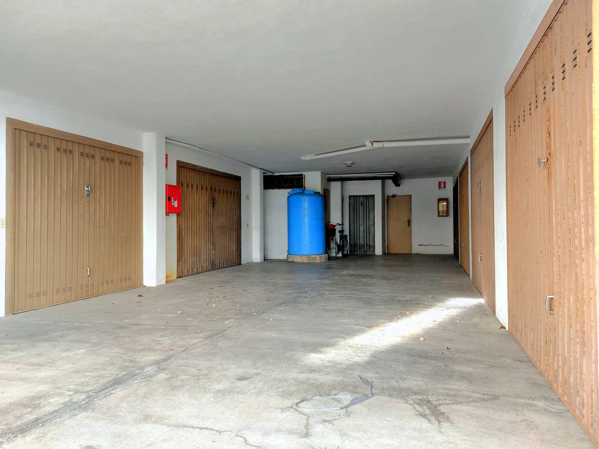 Box o garage in vendita a Diano Marina