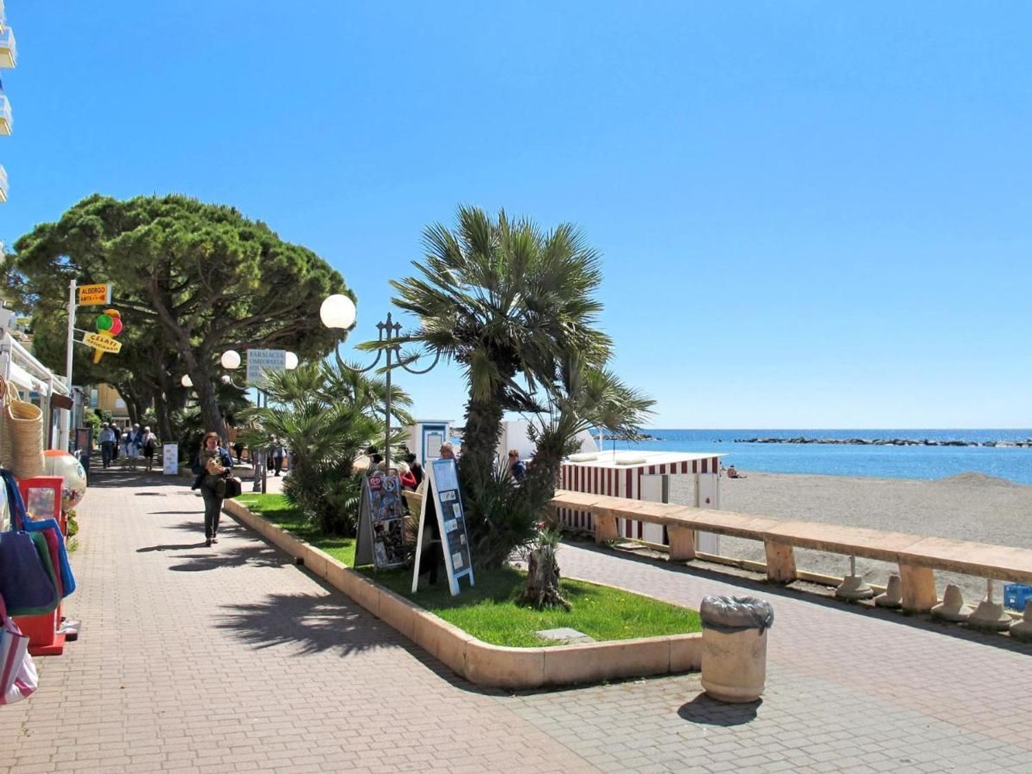 Posto auto scoperto in vendita a San Bartolomeo al Mare
