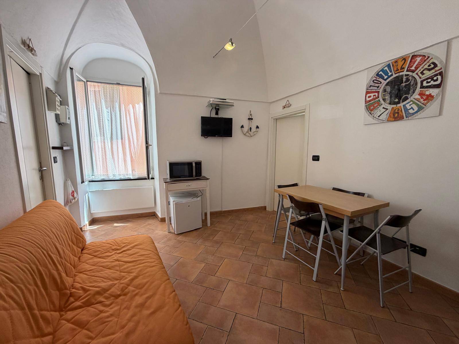 Appartamento in vendita a Imperia