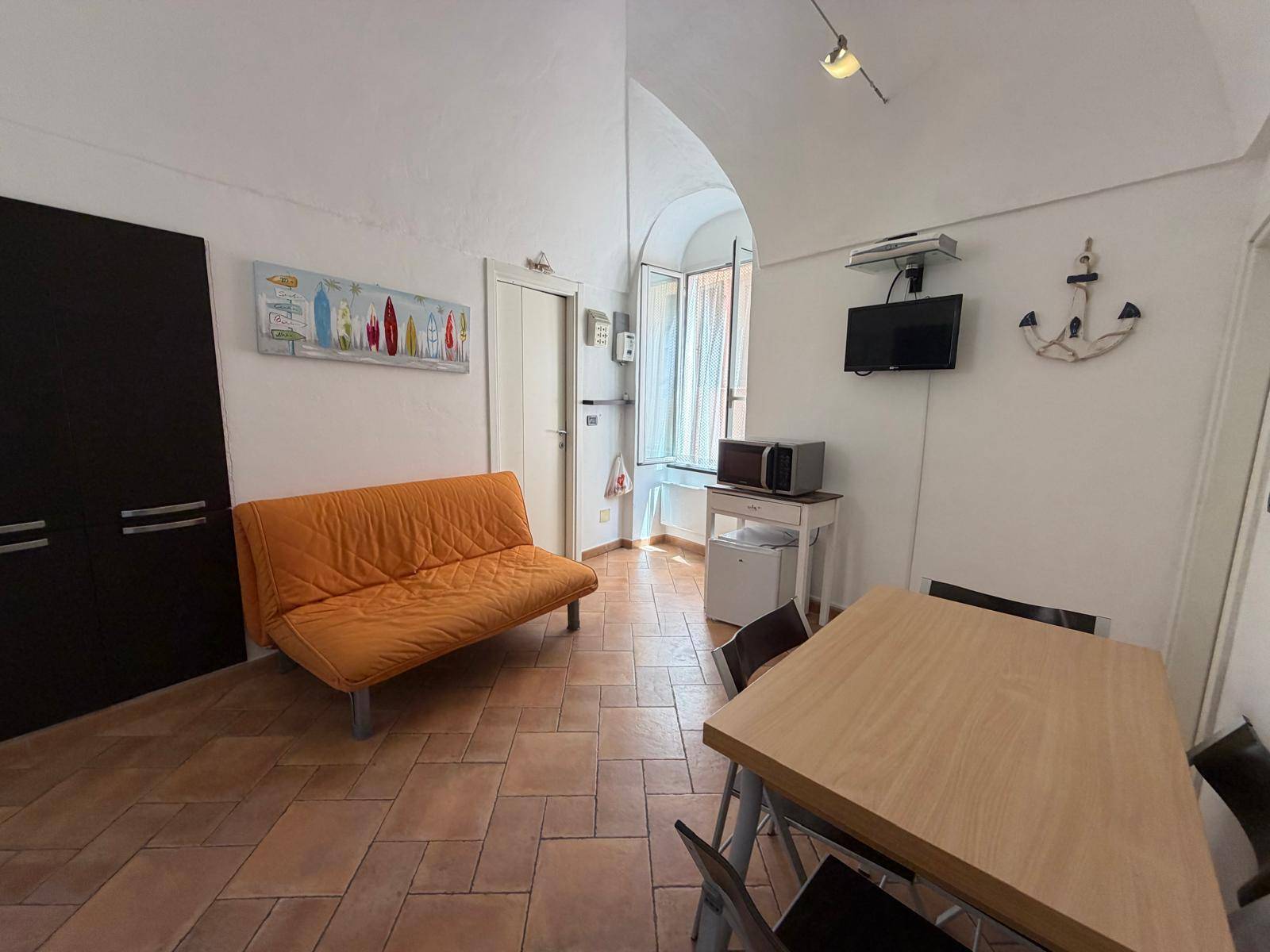 Appartamento in vendita a Imperia
