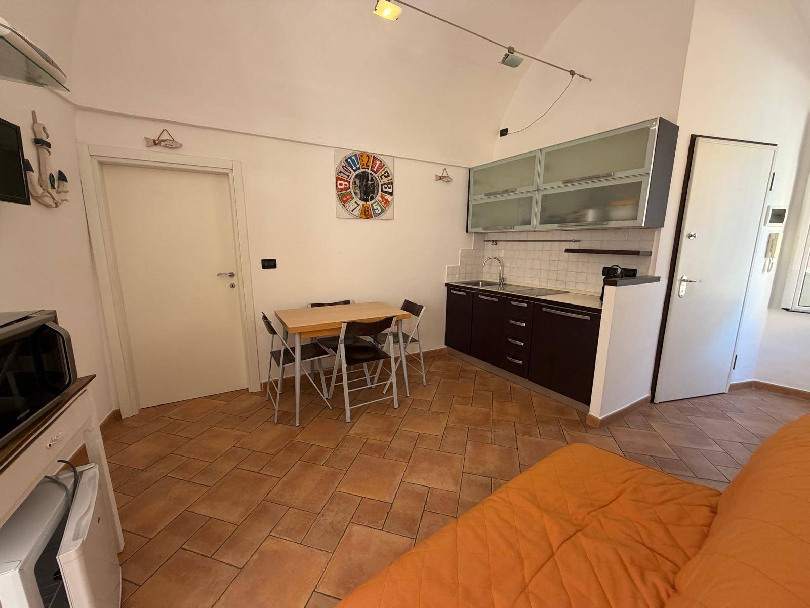 Appartamento in vendita a Imperia