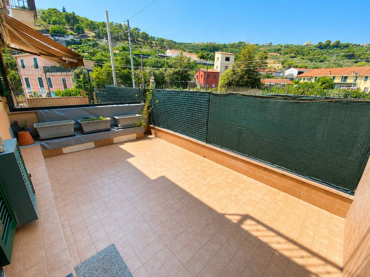 Appartamento in vendita a Diano Castello