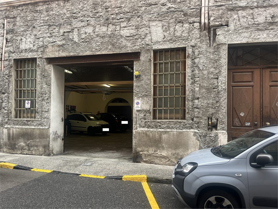 Box/Garage 13mq in affitto a Trieste