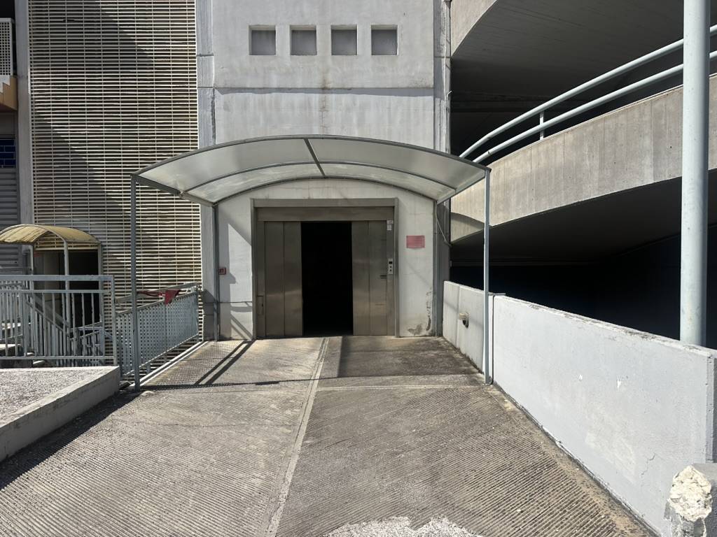 Box o garage in vendita a Bari, Poggiofranco